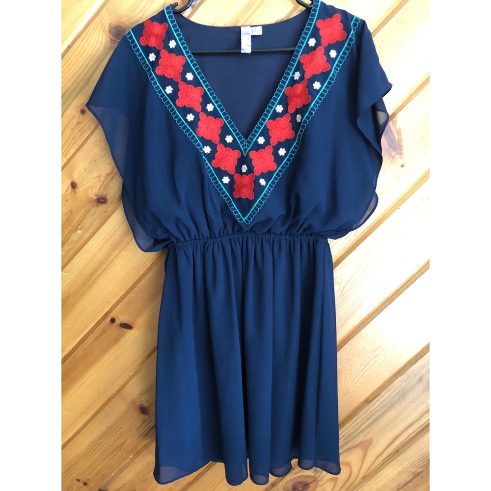 Alya Embroidered Dress